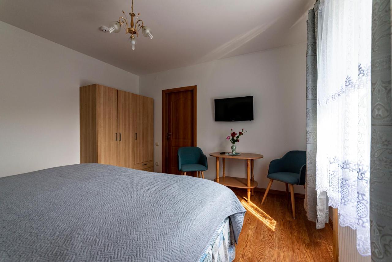 Smiltele Hotel Palanga Buitenkant foto