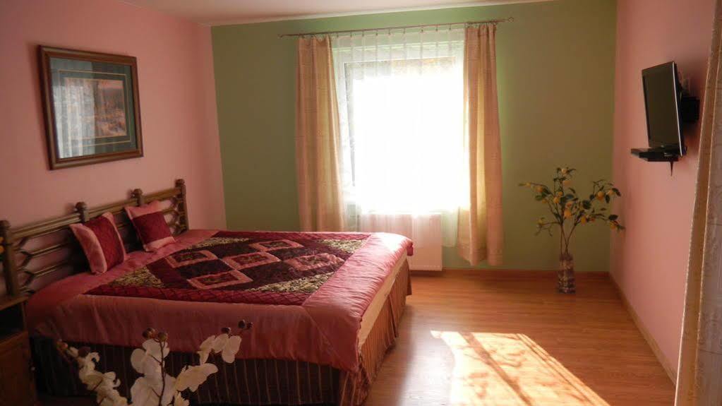 Smiltele Hotel Palanga Buitenkant foto